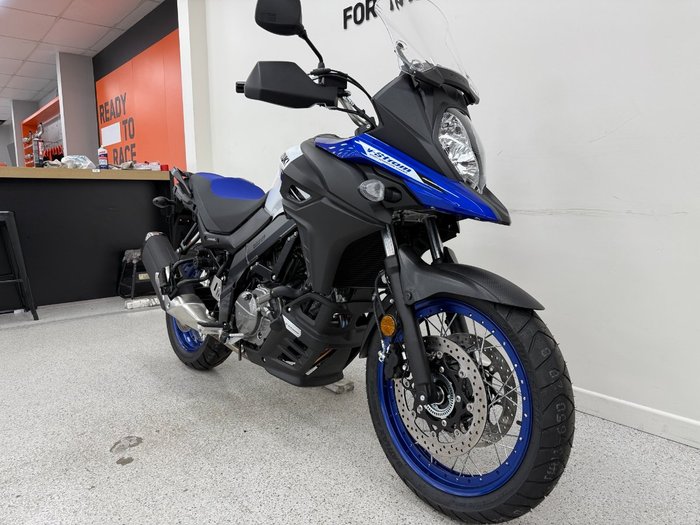 2025 Suzuki V-STROM 650XT (DL650XA) Blue