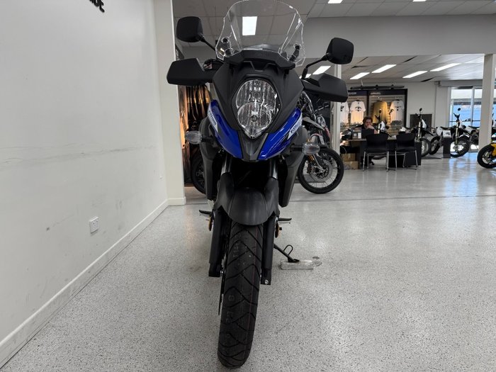 2025 Suzuki V-STROM 650XT (DL650XA) Blue
