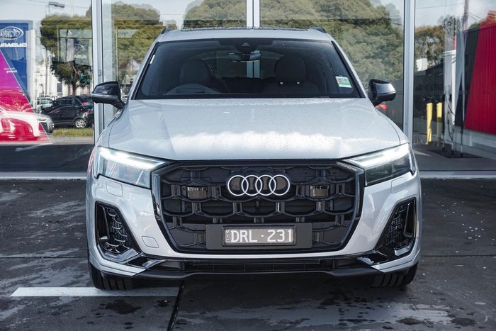 2025 Audi Q7 55 TFSI S line