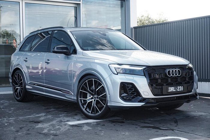 2025 Audi Q7 55 TFSI S line