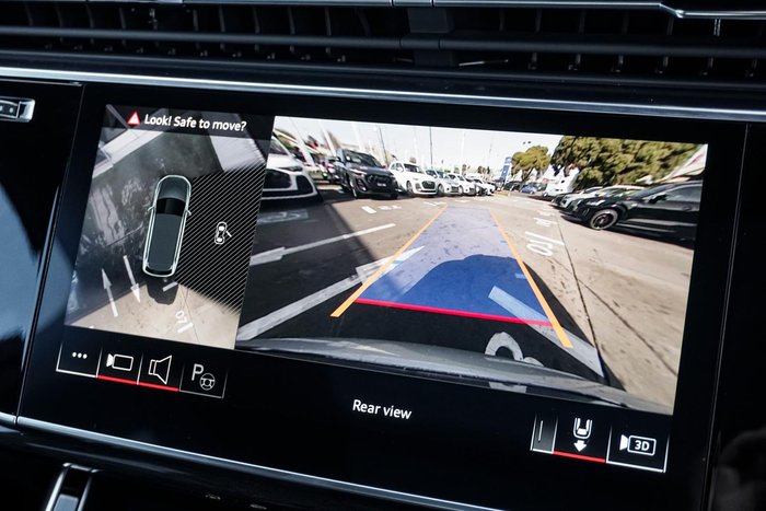 2025 Audi Q7 55 TFSI S line