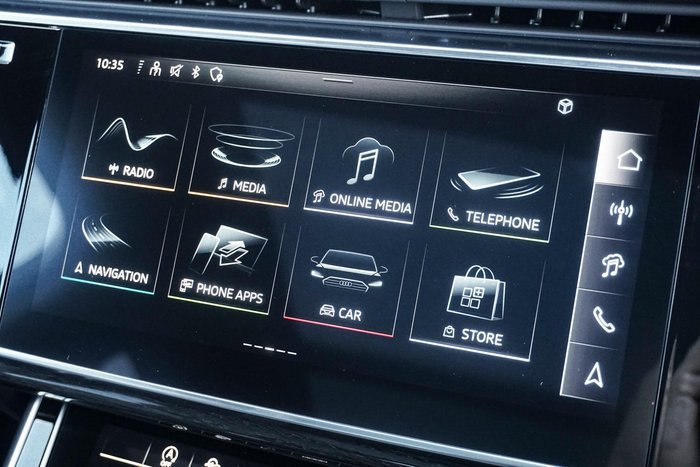 2025 Audi Q7 55 TFSI S line