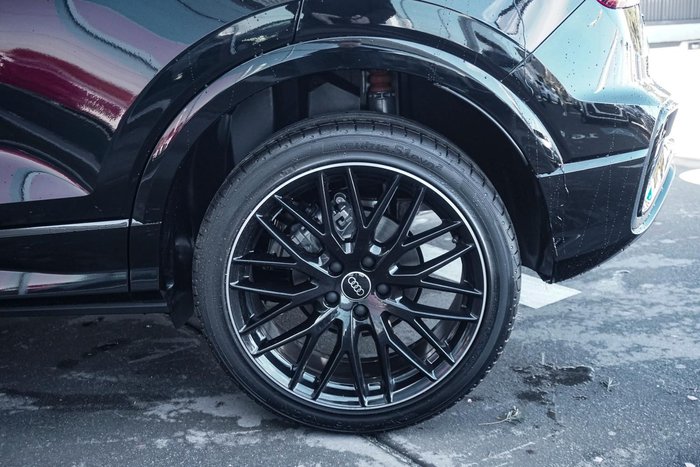 2025 Audi Q2 35 TFSI S line edition