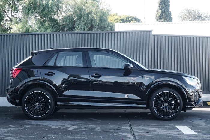2025 Audi Q2 35 TFSI S line edition