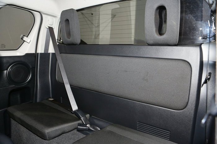 2021 Toyota Hilux SR5
