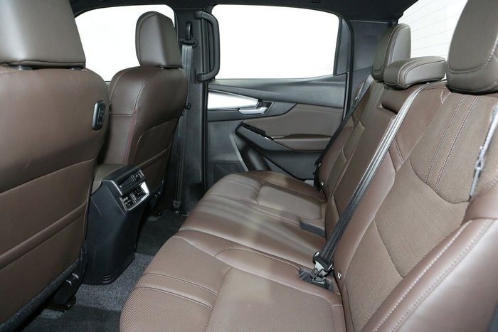 2024 Mazda BT-50 GT