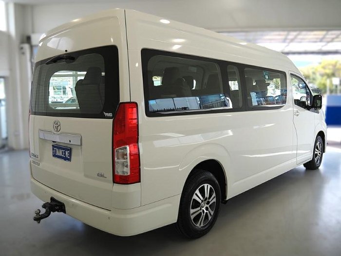 2020 Toyota Hiace Commuter GL