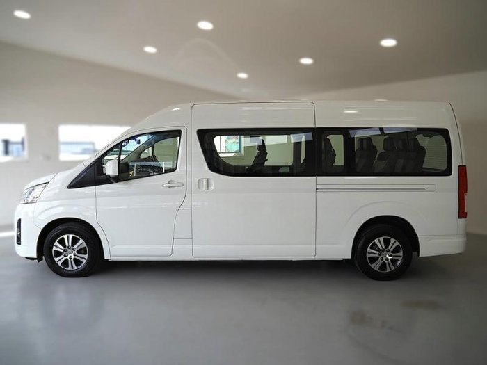 2020 Toyota Hiace Commuter GL