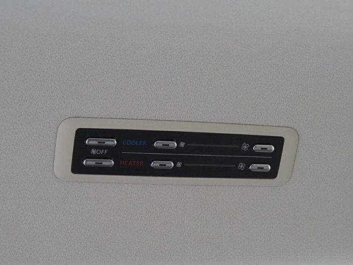 2020 Toyota Hiace Commuter GL