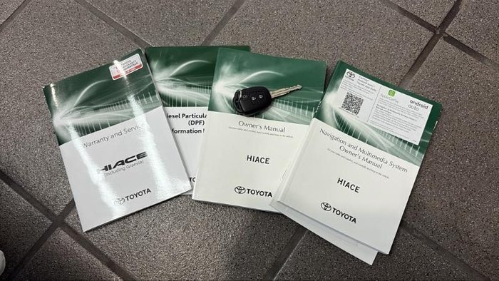 2020 Toyota Hiace Commuter GL