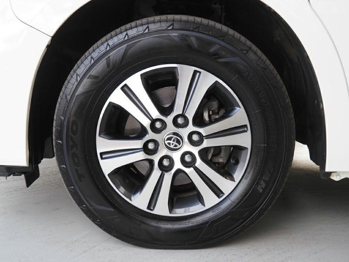 2020 Toyota Hiace Commuter GL