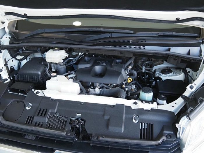 2020 Toyota Hiace Commuter GL