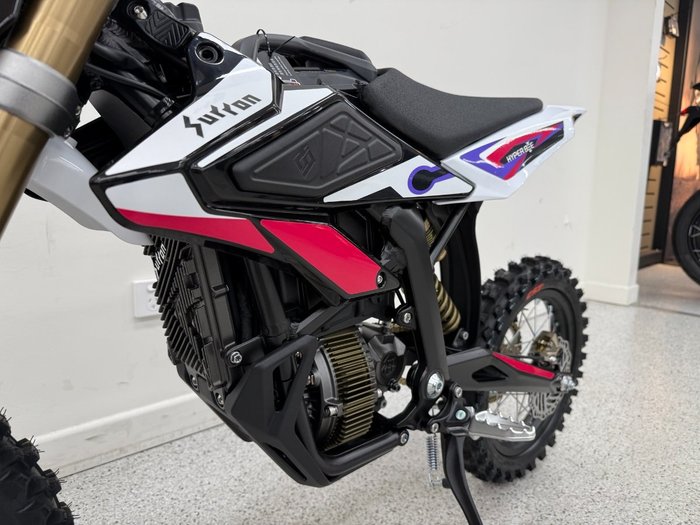 2025 Sur-ron HYPER BEE PINK