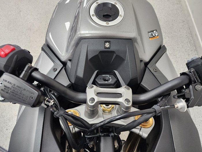 2025 Suzuki GSX-S1000GT grey