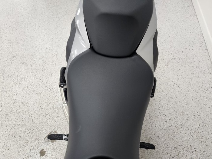 2025 Suzuki GSX-S1000GT grey