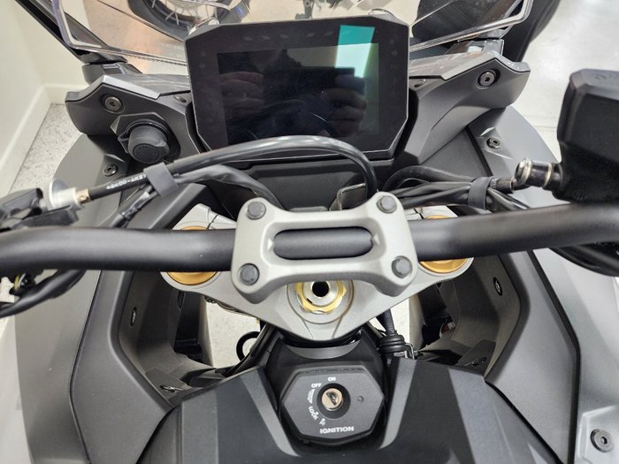 2025 Suzuki GSX-S1000GT grey