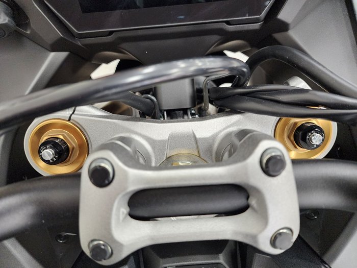 2025 Suzuki GSX-S1000GT grey