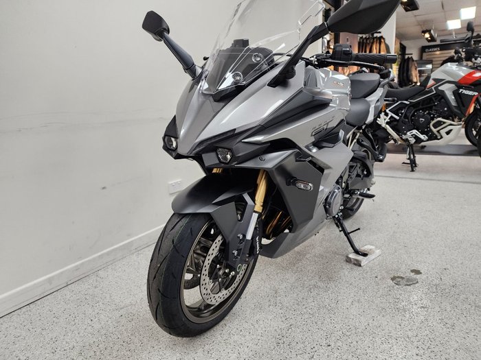 2025 Suzuki GSX-S1000GT grey