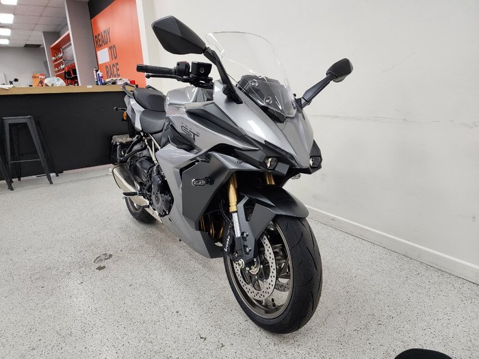 2025 Suzuki GSX-S1000GT grey