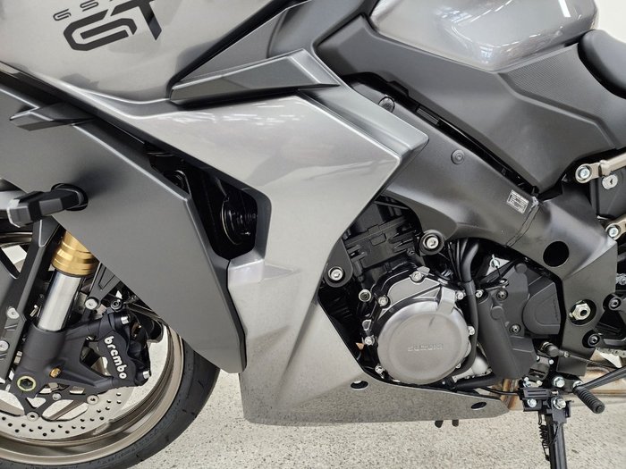 2025 Suzuki GSX-S1000GT grey