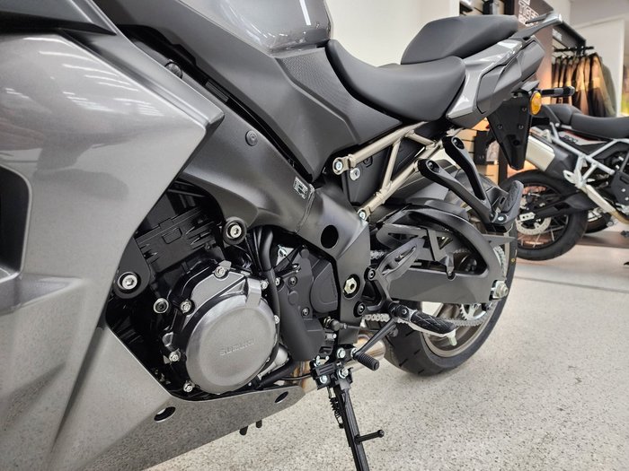 2025 Suzuki GSX-S1000GT grey