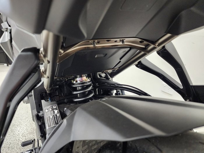 2025 Suzuki GSX-S1000GT grey