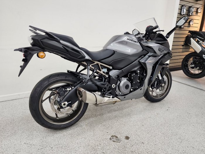 2025 Suzuki GSX-S1000GT grey