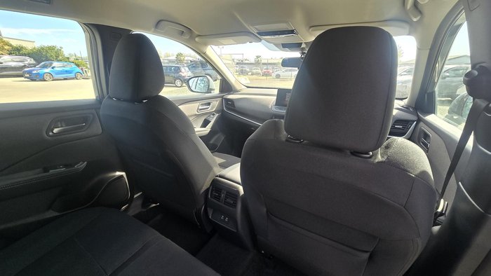 2025 Nissan QASHQAI ST-L