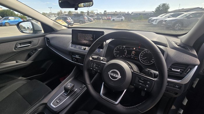 2025 Nissan QASHQAI ST-L