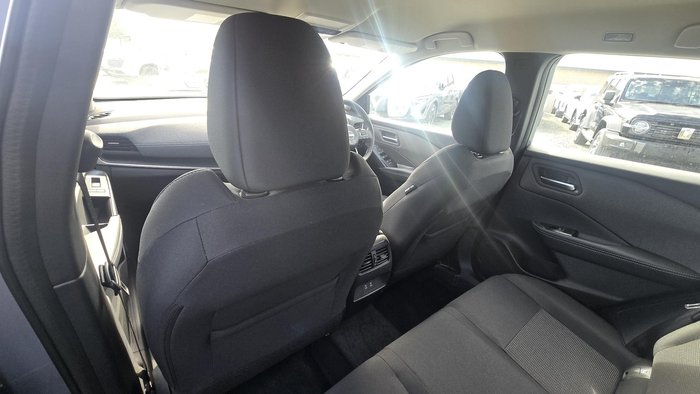 2025 Nissan QASHQAI ST-L