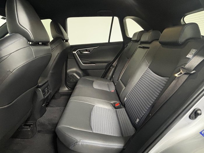 2024 Toyota RAV4 XSE AXAH54R 4X4 On Demand Silver Sky
