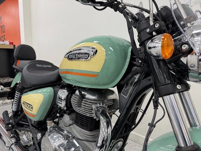 2024 Royal Enfield METEOR 350 AURORA Green
