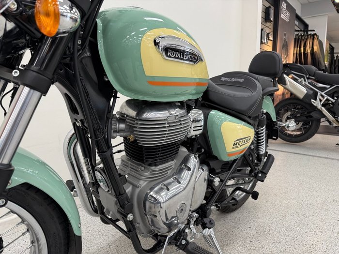2024 Royal Enfield METEOR 350 AURORA Green