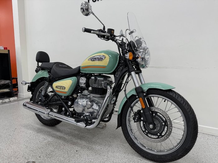 2024 Royal Enfield METEOR 350 AURORA Green