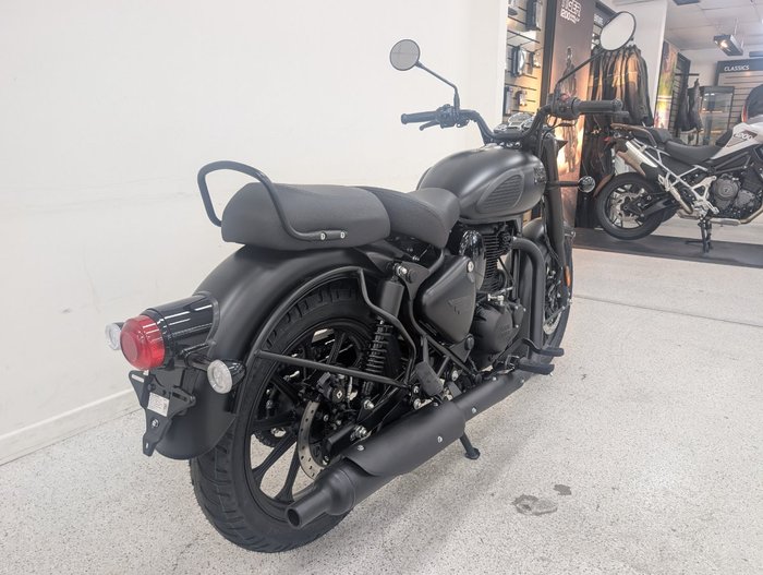 2025 Royal Enfield CLASSIC 350 DARK Black