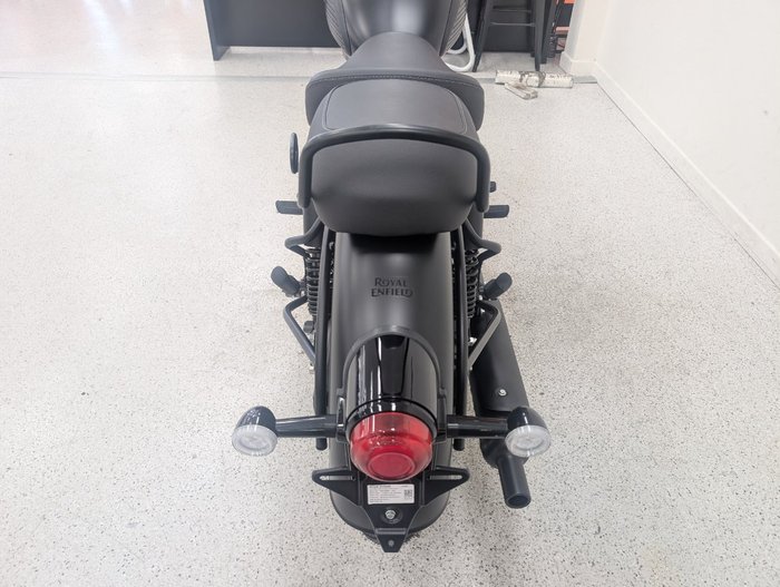 2025 Royal Enfield CLASSIC 350 DARK Black