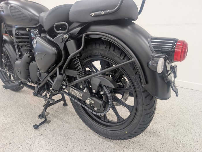 2025 Royal Enfield CLASSIC 350 DARK Black