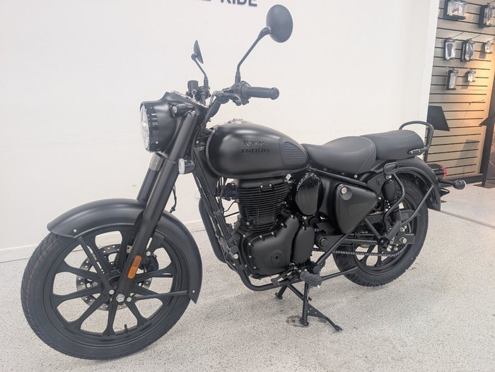 2025 Royal Enfield CLASSIC 350 DARK Black