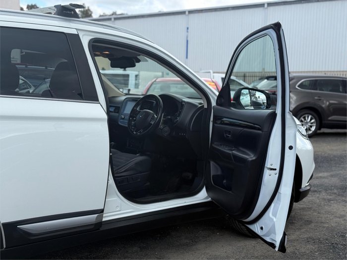 2019 MITSUBISHI OUTLANDER LS 7 SEAT (AWD)