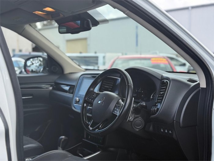 2019 MITSUBISHI OUTLANDER LS 7 SEAT (AWD)