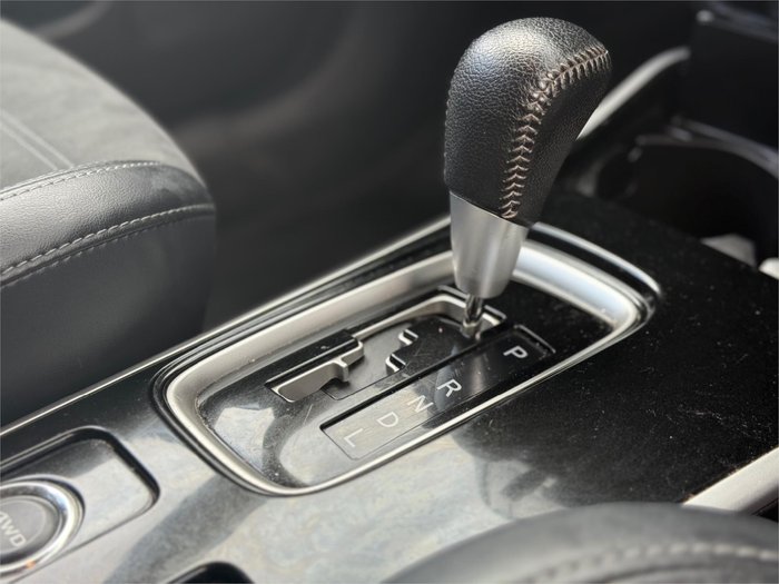 2019 MITSUBISHI OUTLANDER LS 7 SEAT (AWD)