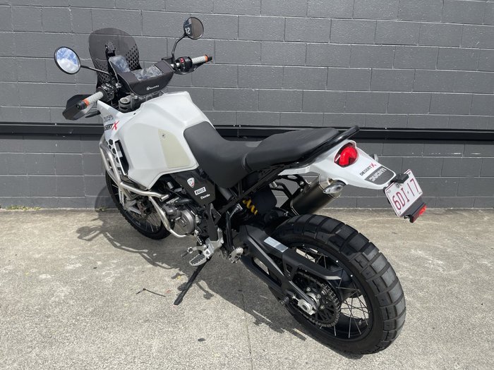 2022 DUCATI DESERTX WHITE