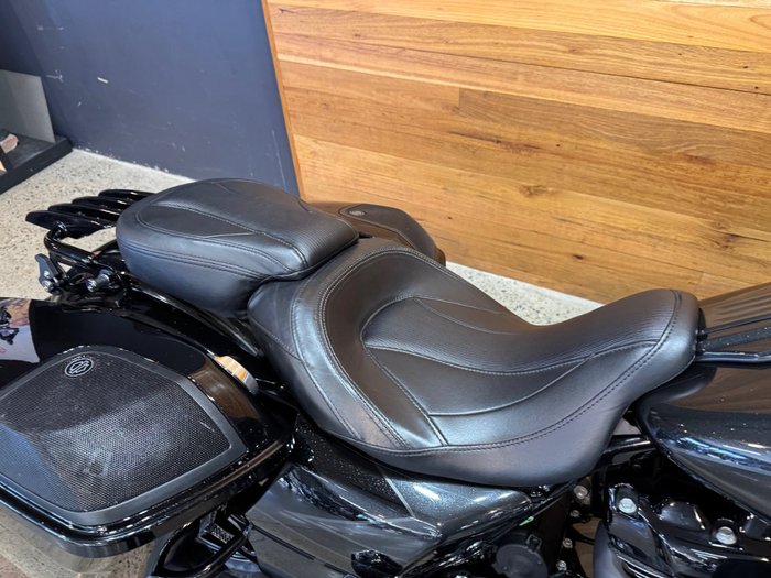 2017 Harley-davidson FLHXSE CVO STREET GLIDE Black