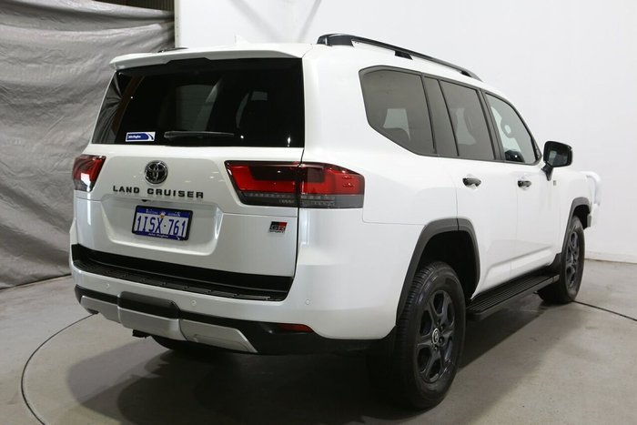 2022 Toyota Landcruiser GR Sport