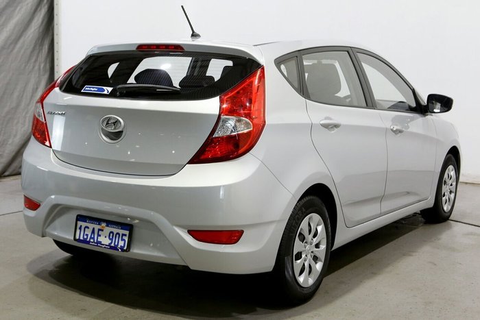 2015 Hyundai Accent Active