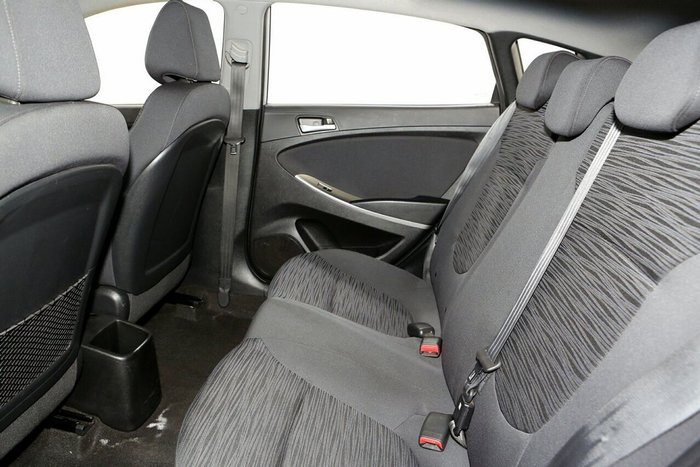 2015 Hyundai Accent Active