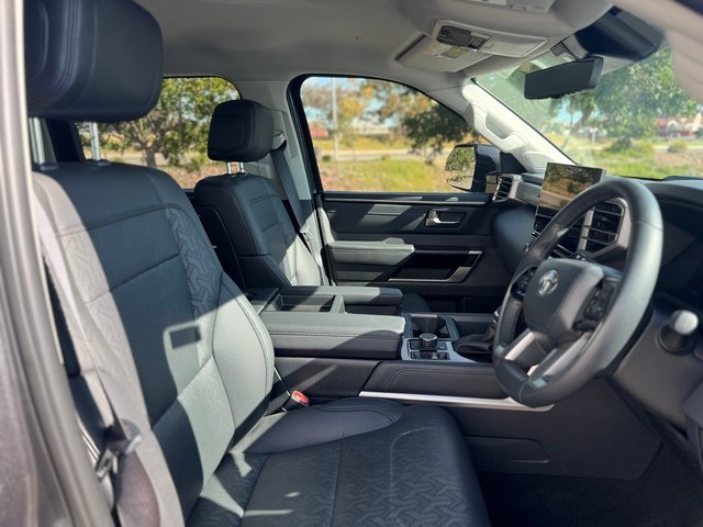 2023 TOYOTA TUNDRA