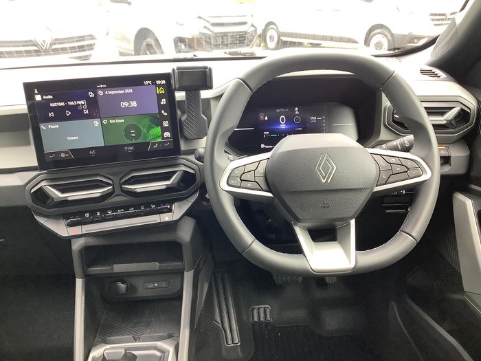 2025 Renault Duster Techno