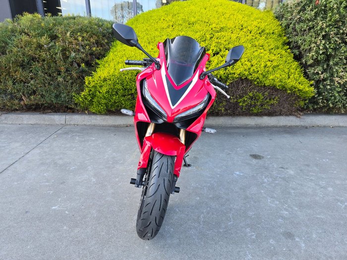 2019 Honda CB650R Red