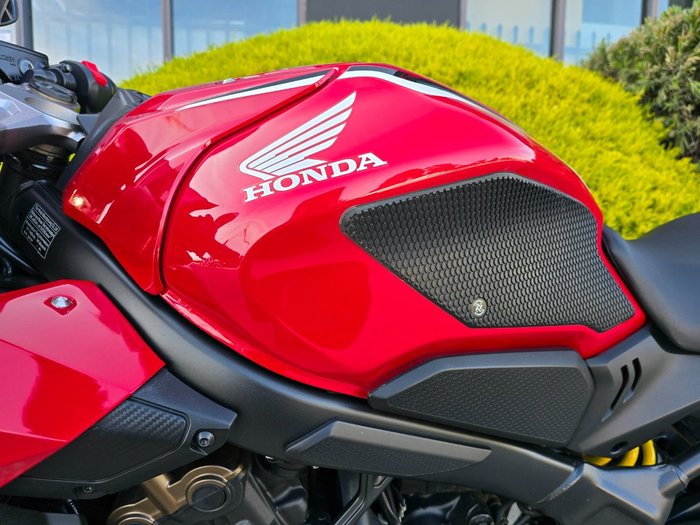 2019 Honda CB650R Red